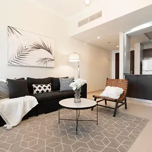 https://modern-apartment-near-the-beach-sleeps-4-by-guestready.dubaihotelsoffers.com